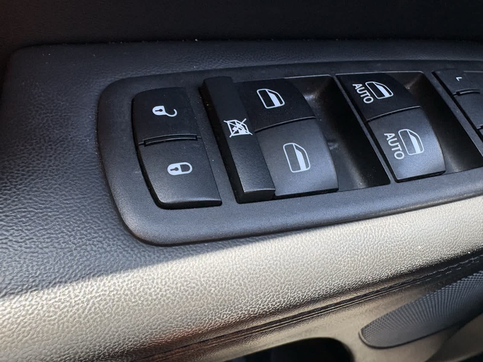 Thumbnail: 2018 Jeep Grand Cherokee - 13