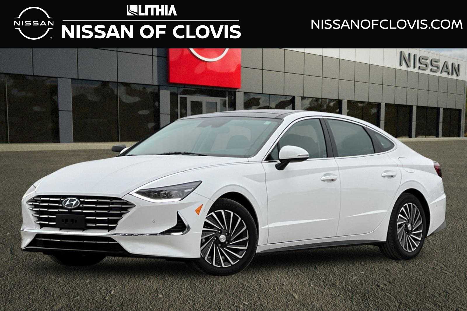 Thumbnail: 2023 Hyundai Sonata - 1