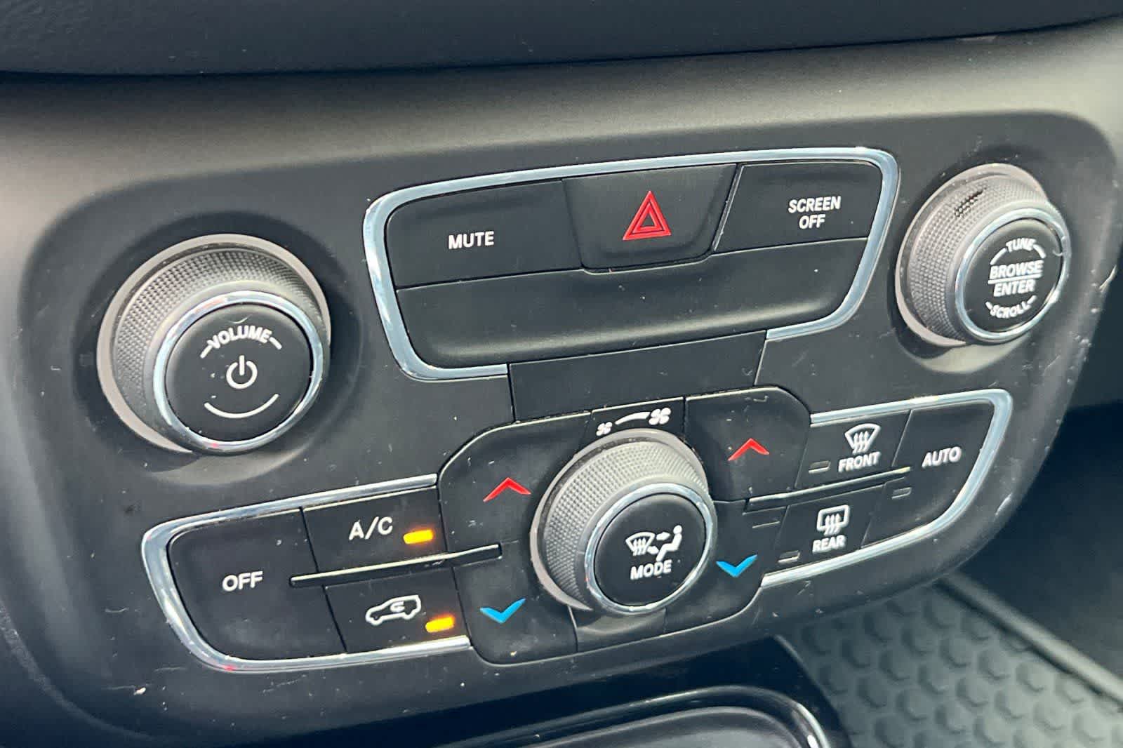 Thumbnail: 2021 Jeep Compass - 22