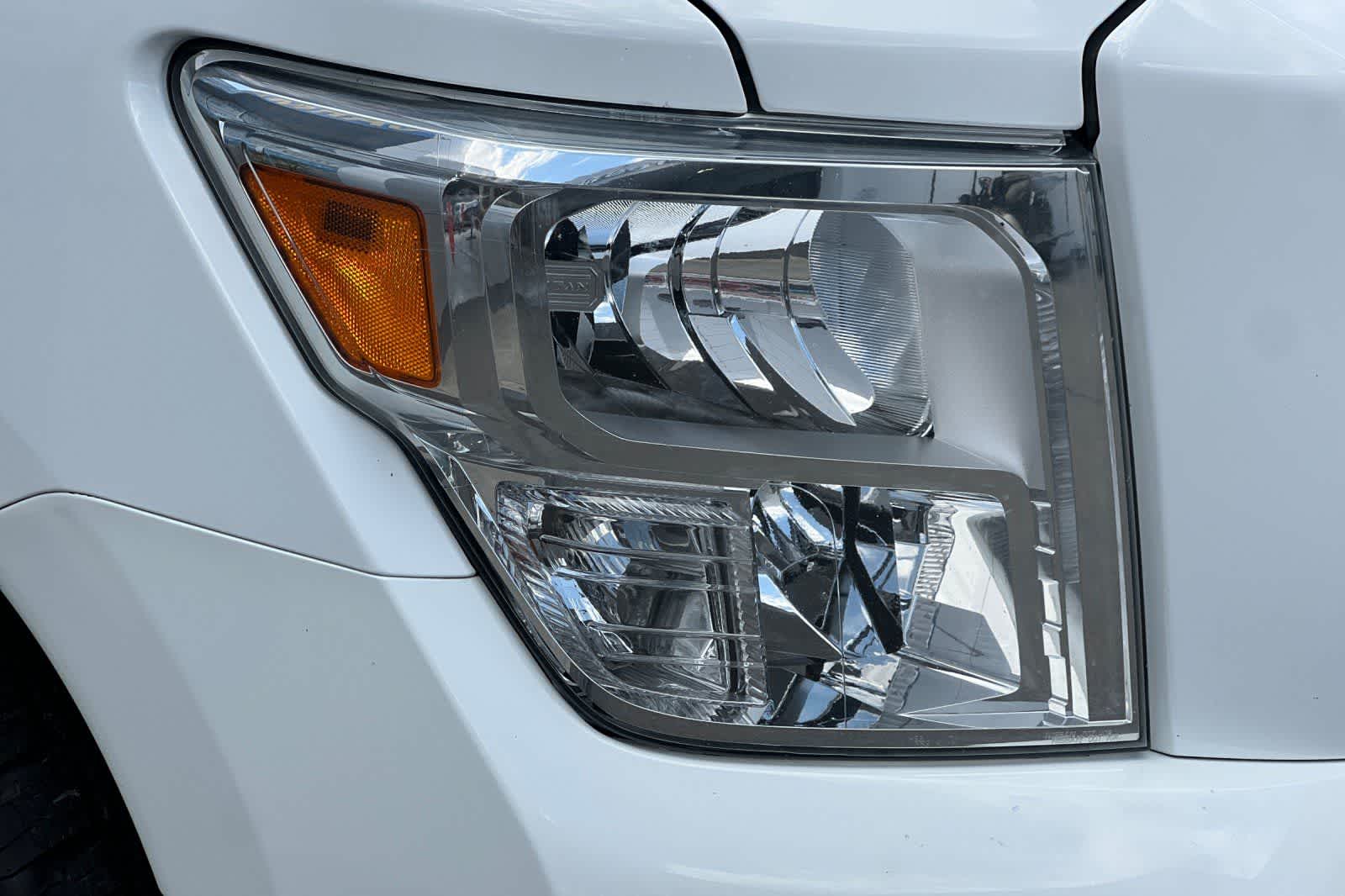 Thumbnail: 2021 Nissan Titan - 34