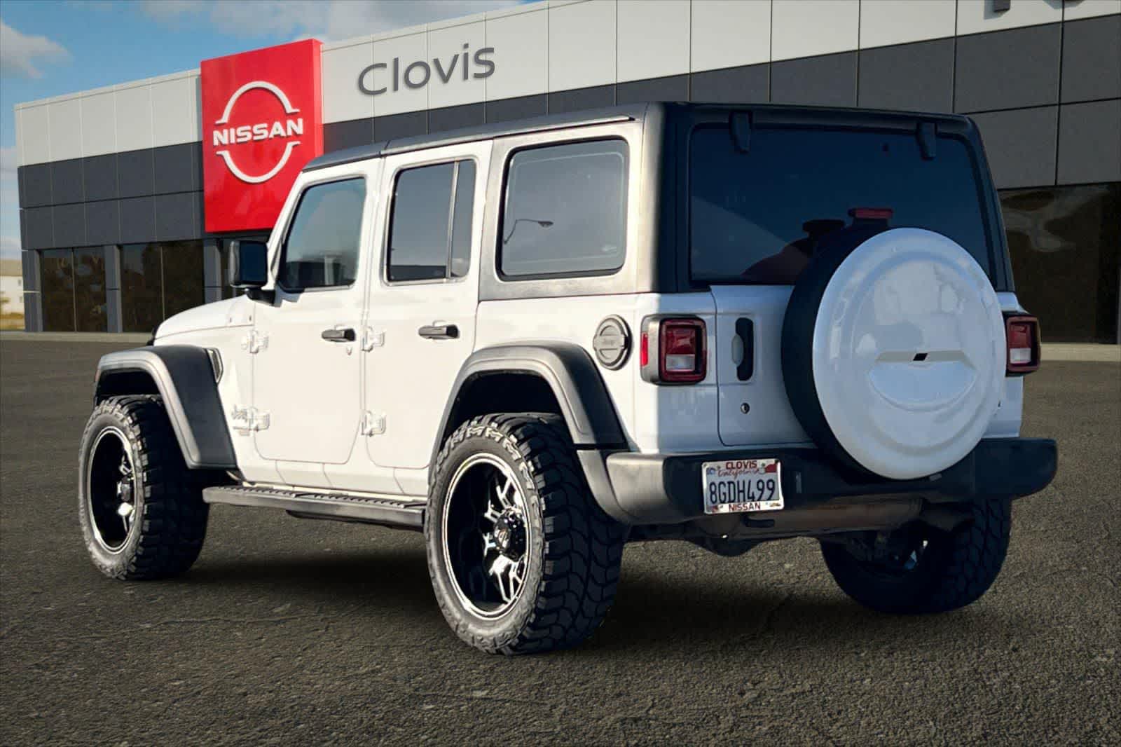 Thumbnail: 2018 Jeep Wrangler - 7