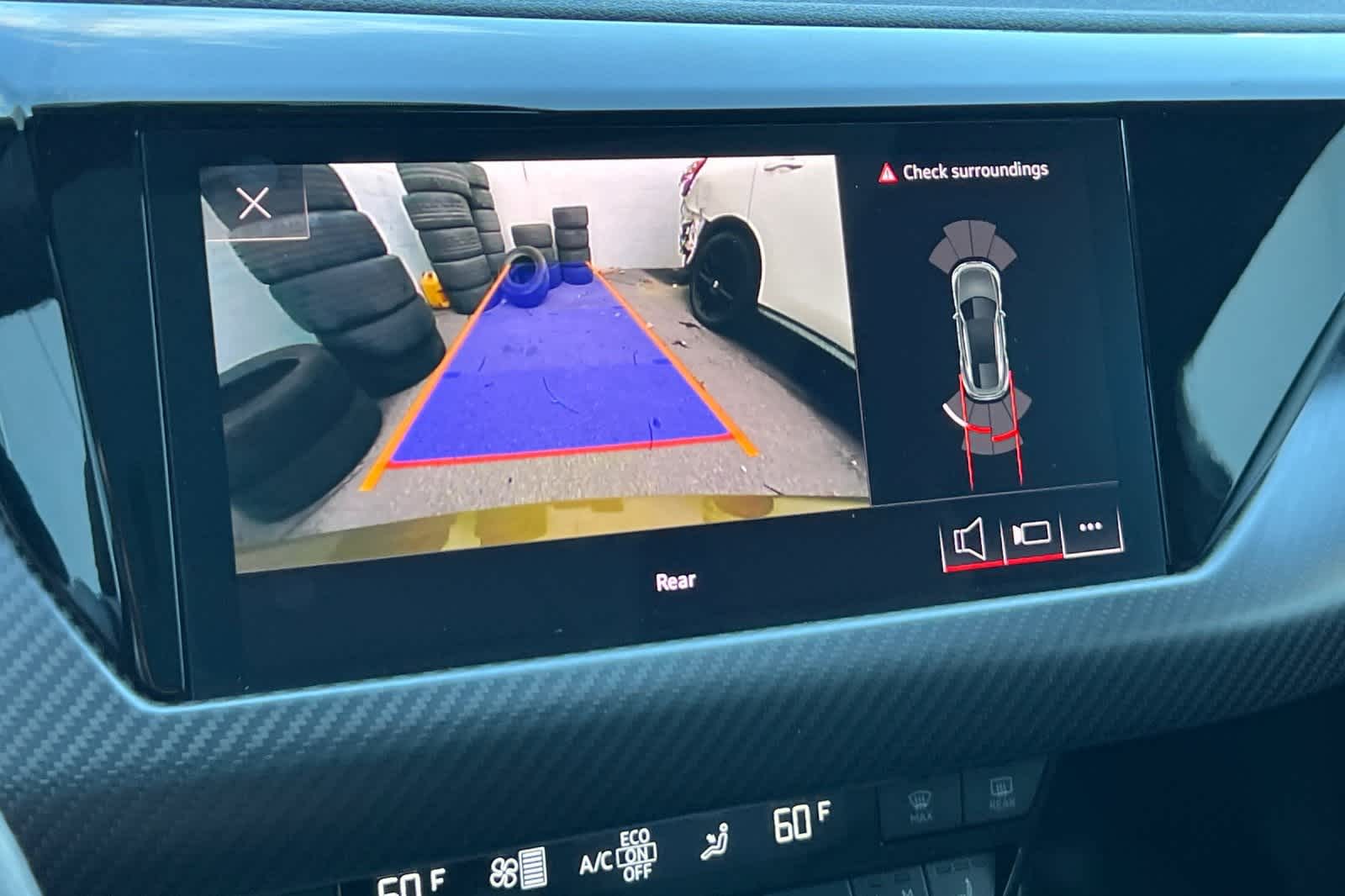 Thumbnail: 2023 Audi e-tron GT - 24