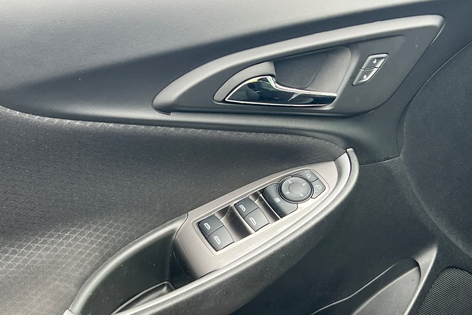 Thumbnail: 2024 Chevrolet Malibu - 13