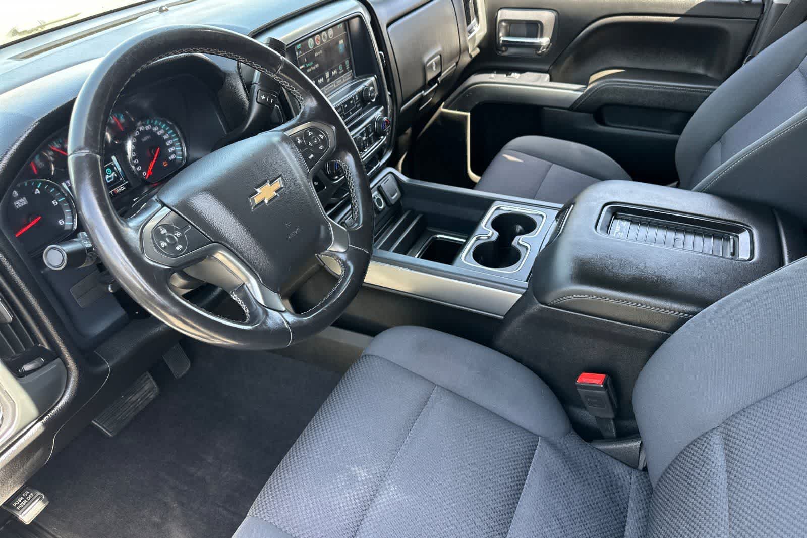 Thumbnail: 2018 Chevrolet Silverado 1500 - 11