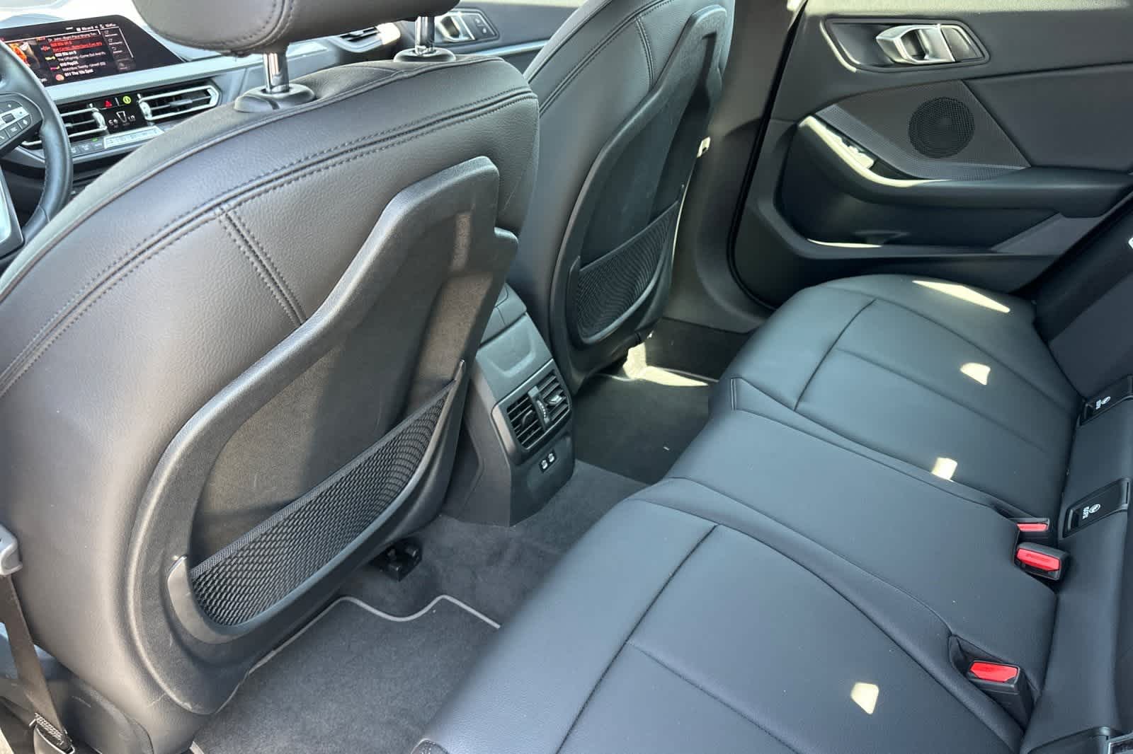 Thumbnail: 2024 BMW 2 Series - 5