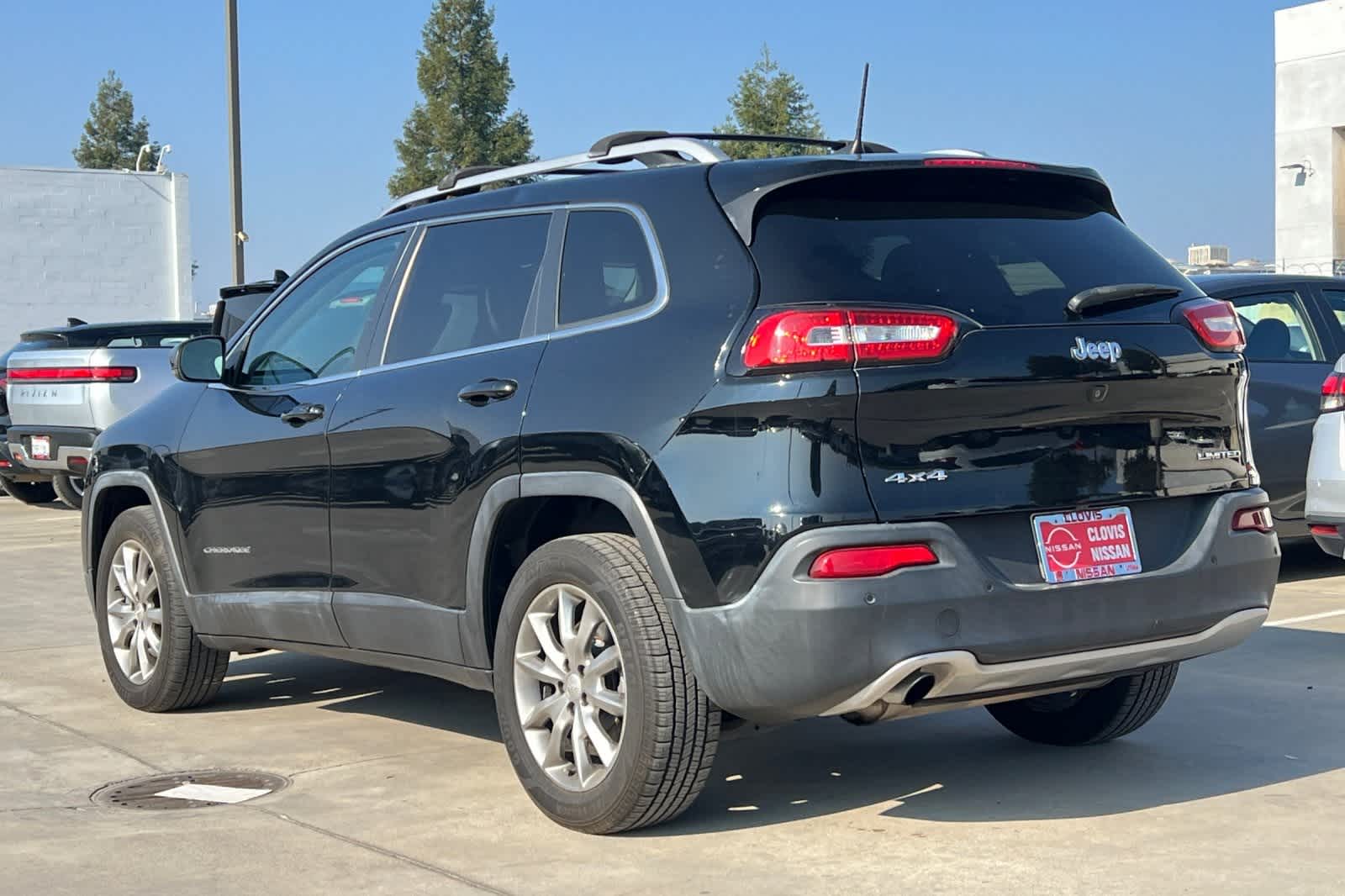 Thumbnail: 2018 Jeep Cherokee - 7