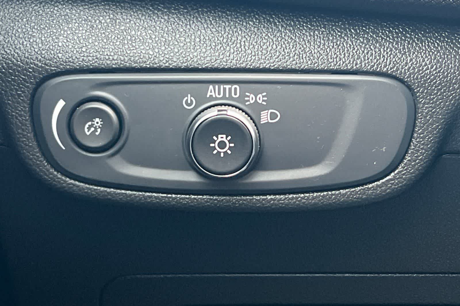 Thumbnail: 2024 Chevrolet TrailBlazer - 31