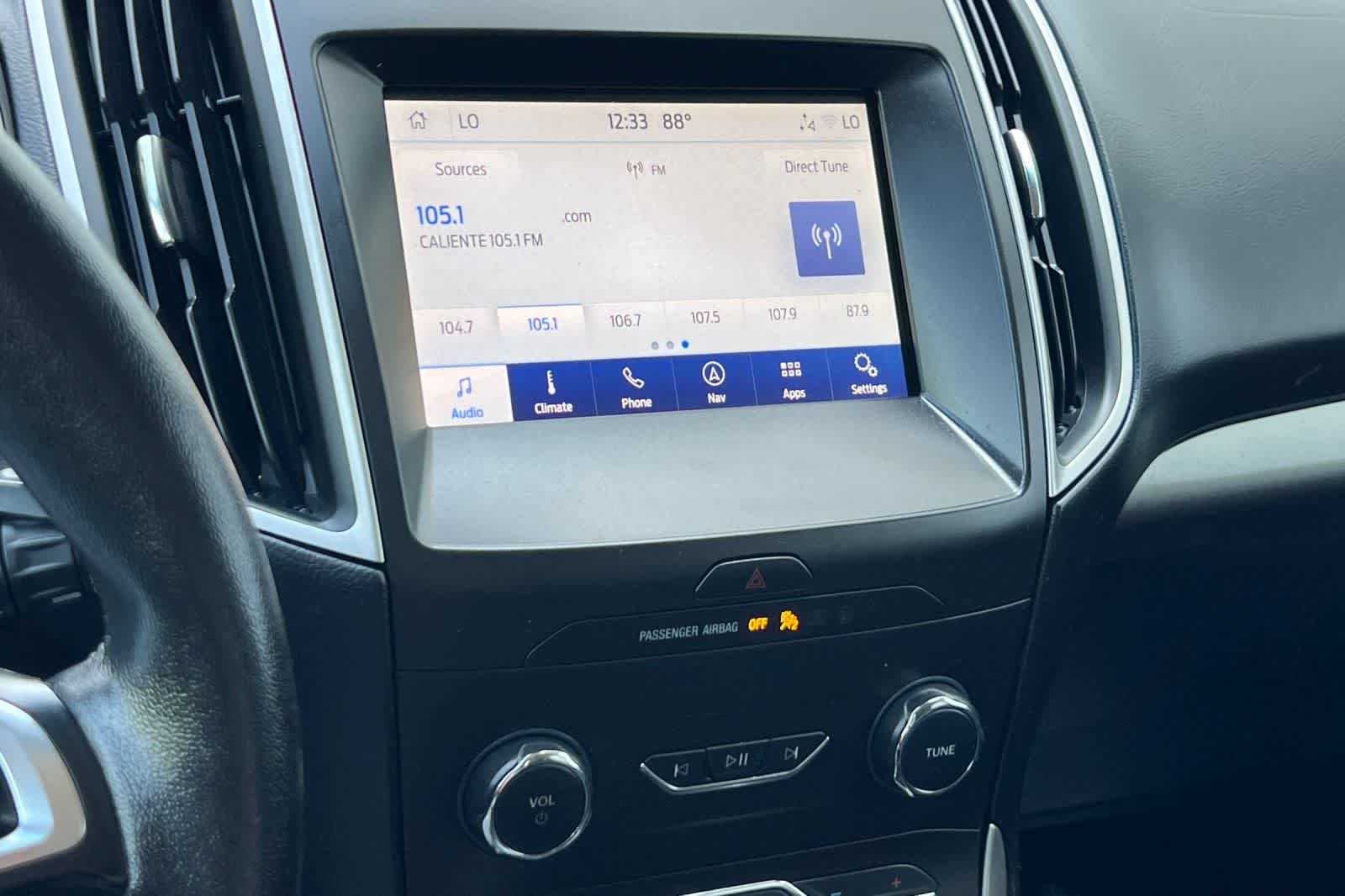 Thumbnail: 2020 Ford Edge - 23