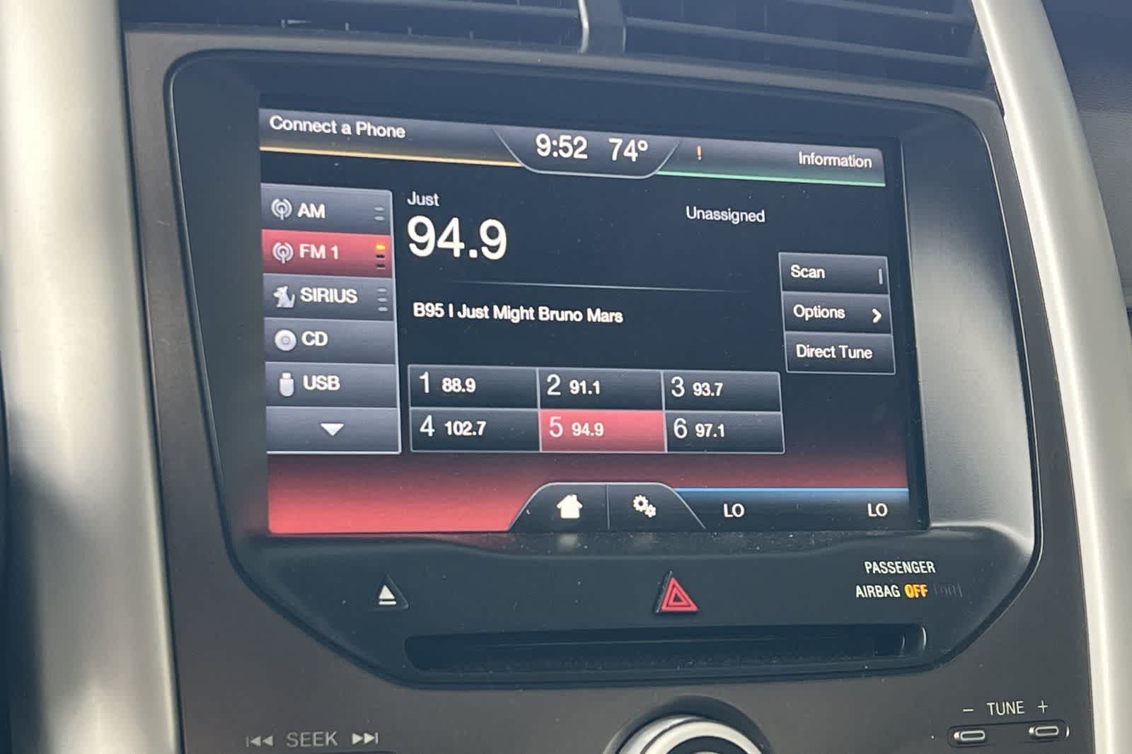 Thumbnail: 2014 Ford Edge - 19