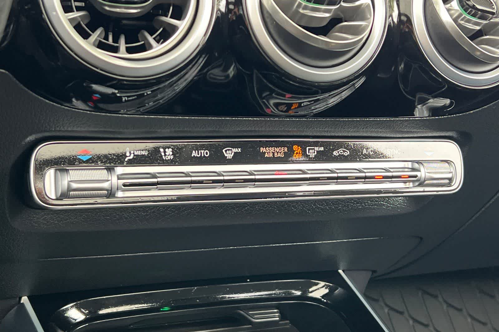 Thumbnail: 2025 Mercedes-Benz GLA - 23