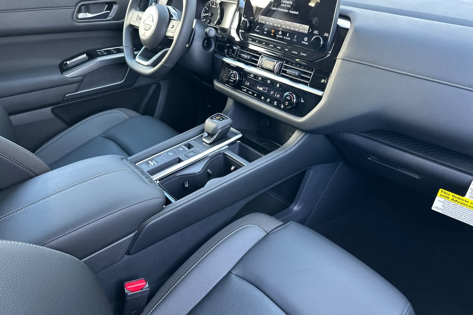 Thumbnail: 2025 Nissan Pathfinder - 17