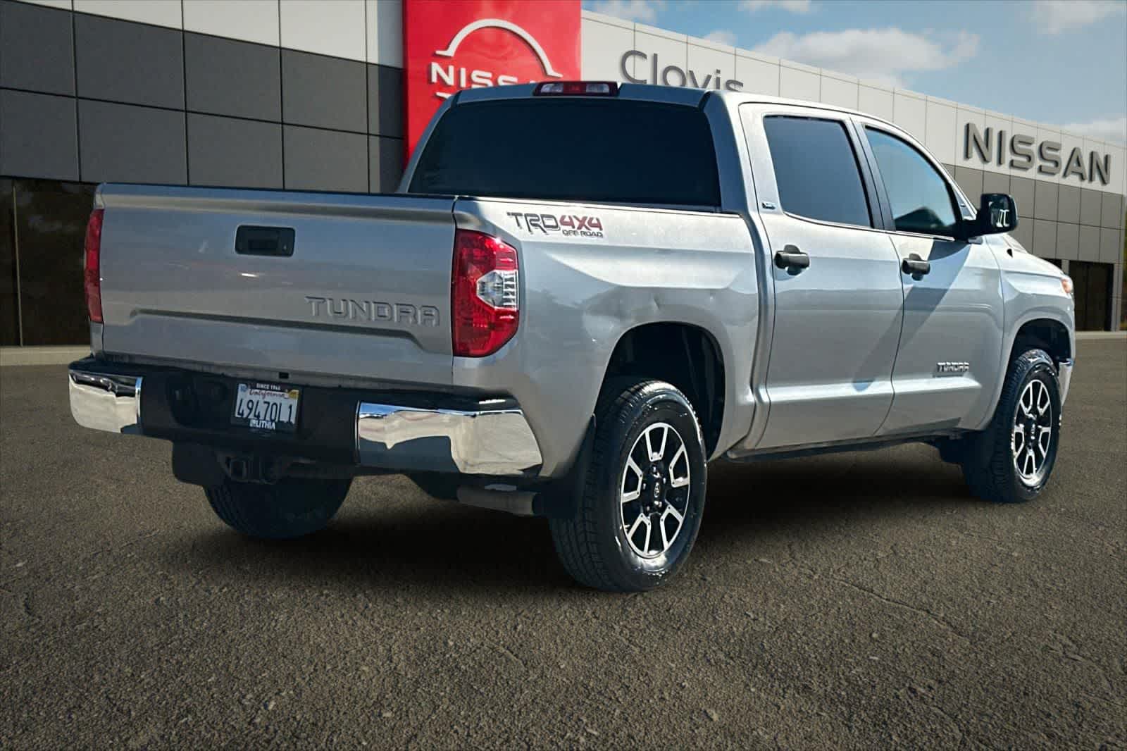 Thumbnail: 2014 Toyota Tundra - 3