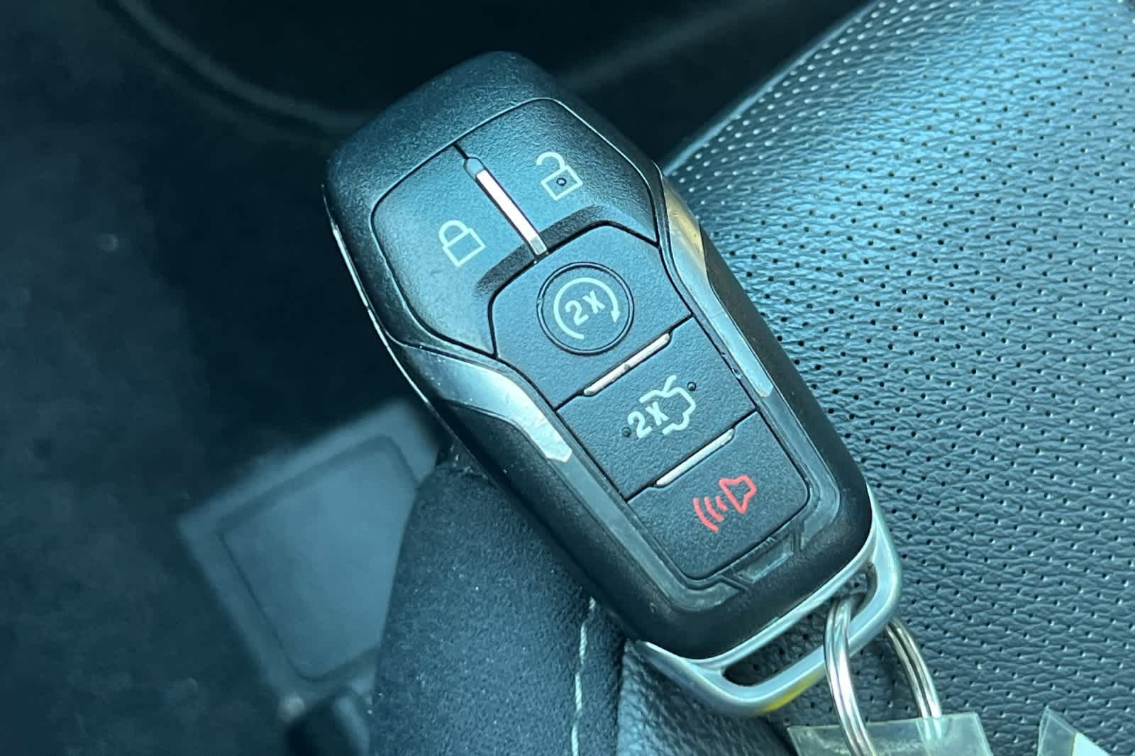 Thumbnail: 2014 Ford Fusion - 22