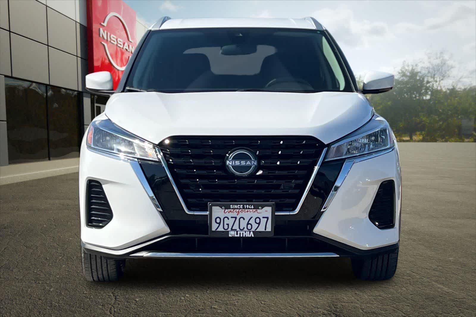 Thumbnail: 2023 Nissan Kicks - 10