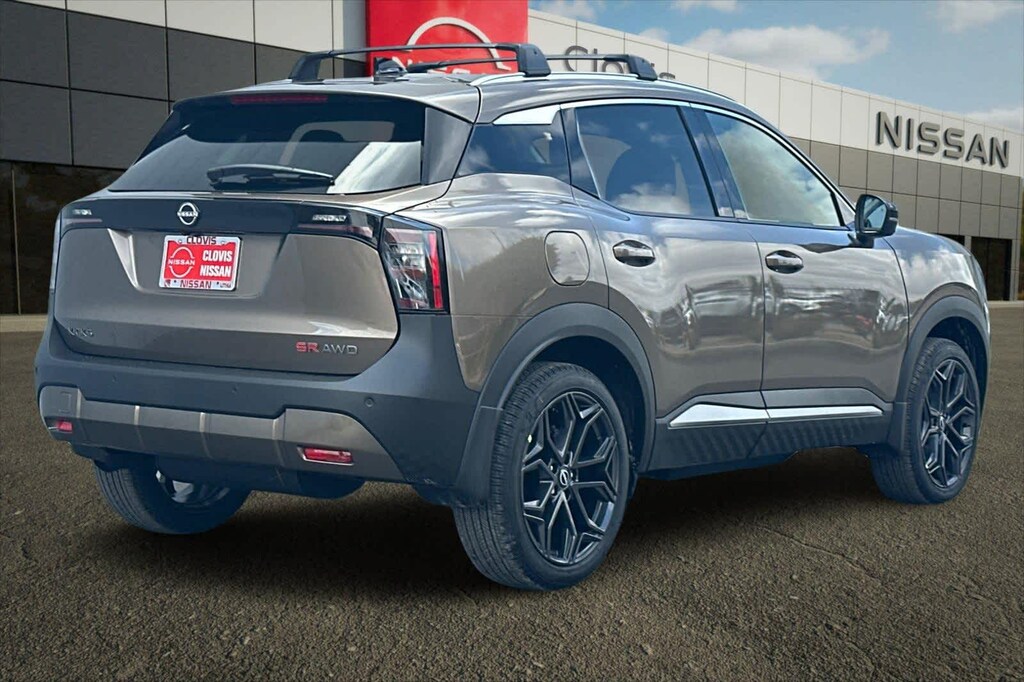 New 2026 Nissan Kicks SR SUV