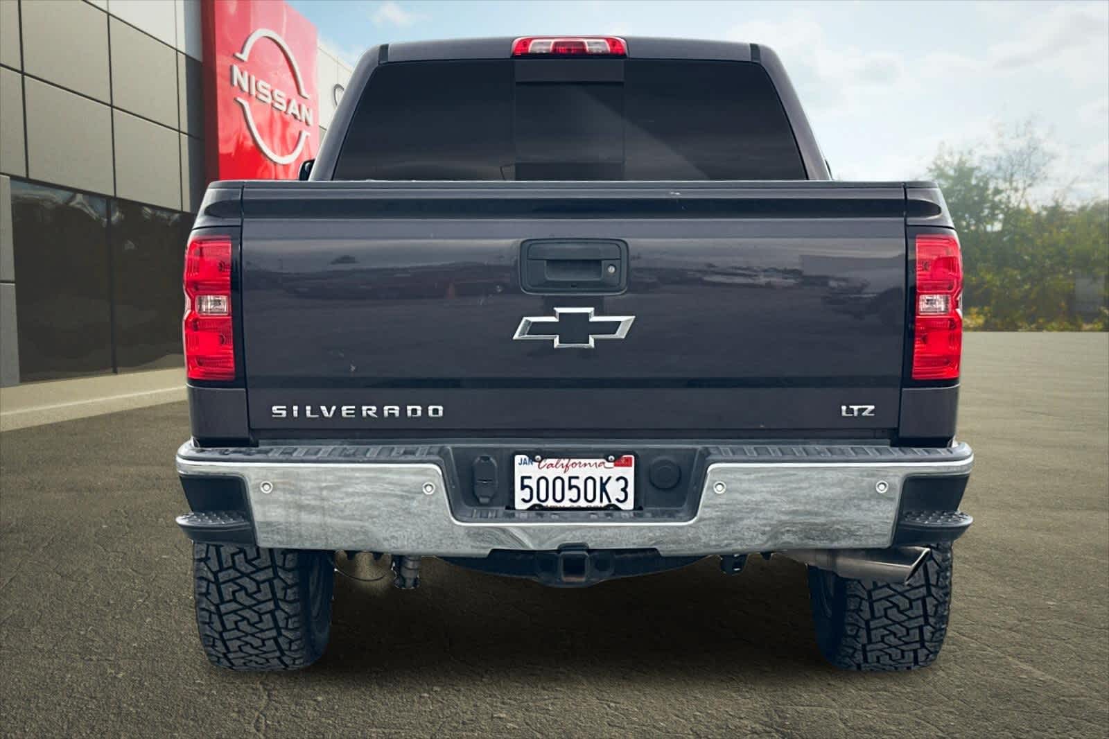 Thumbnail: 2015 Chevrolet Silverado 1500 - 8