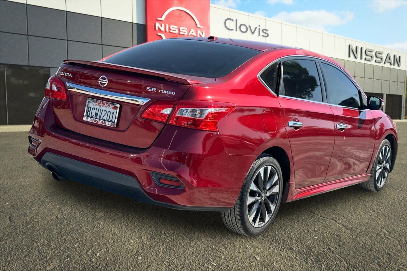 Thumbnail: 2018 Nissan Sentra - 3