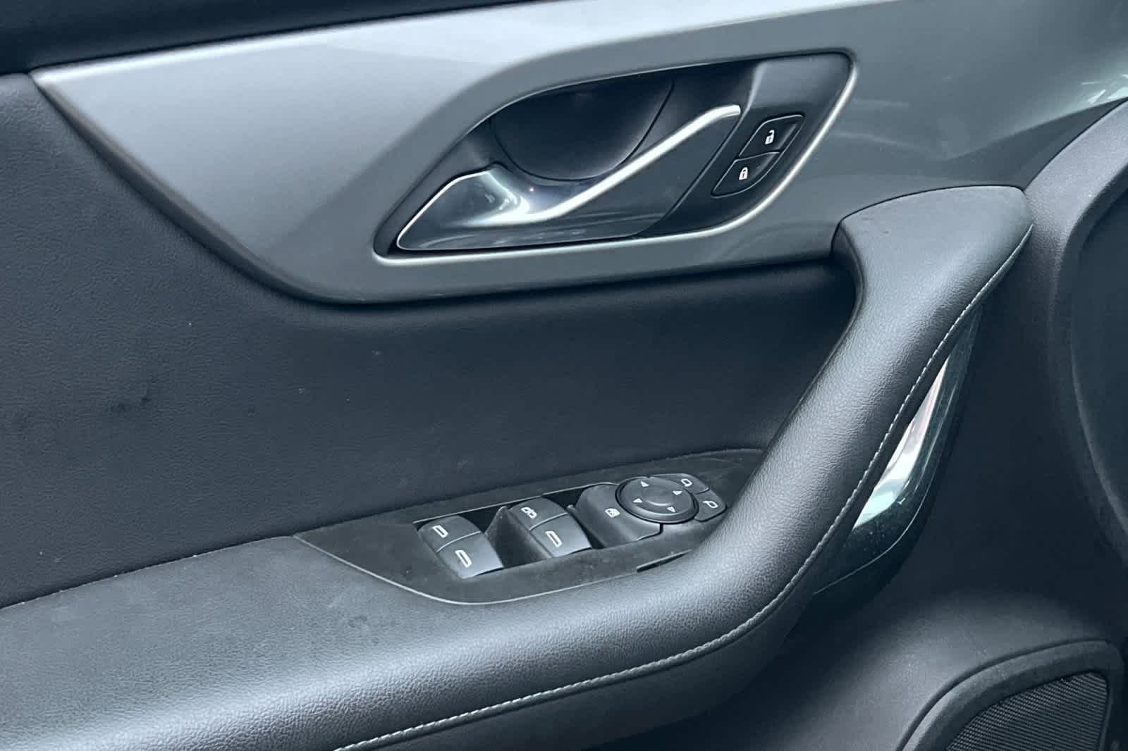 Thumbnail: 2020 Chevrolet Blazer - 13