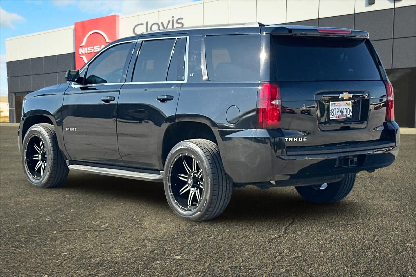 Thumbnail: 2019 Chevrolet Tahoe - 7