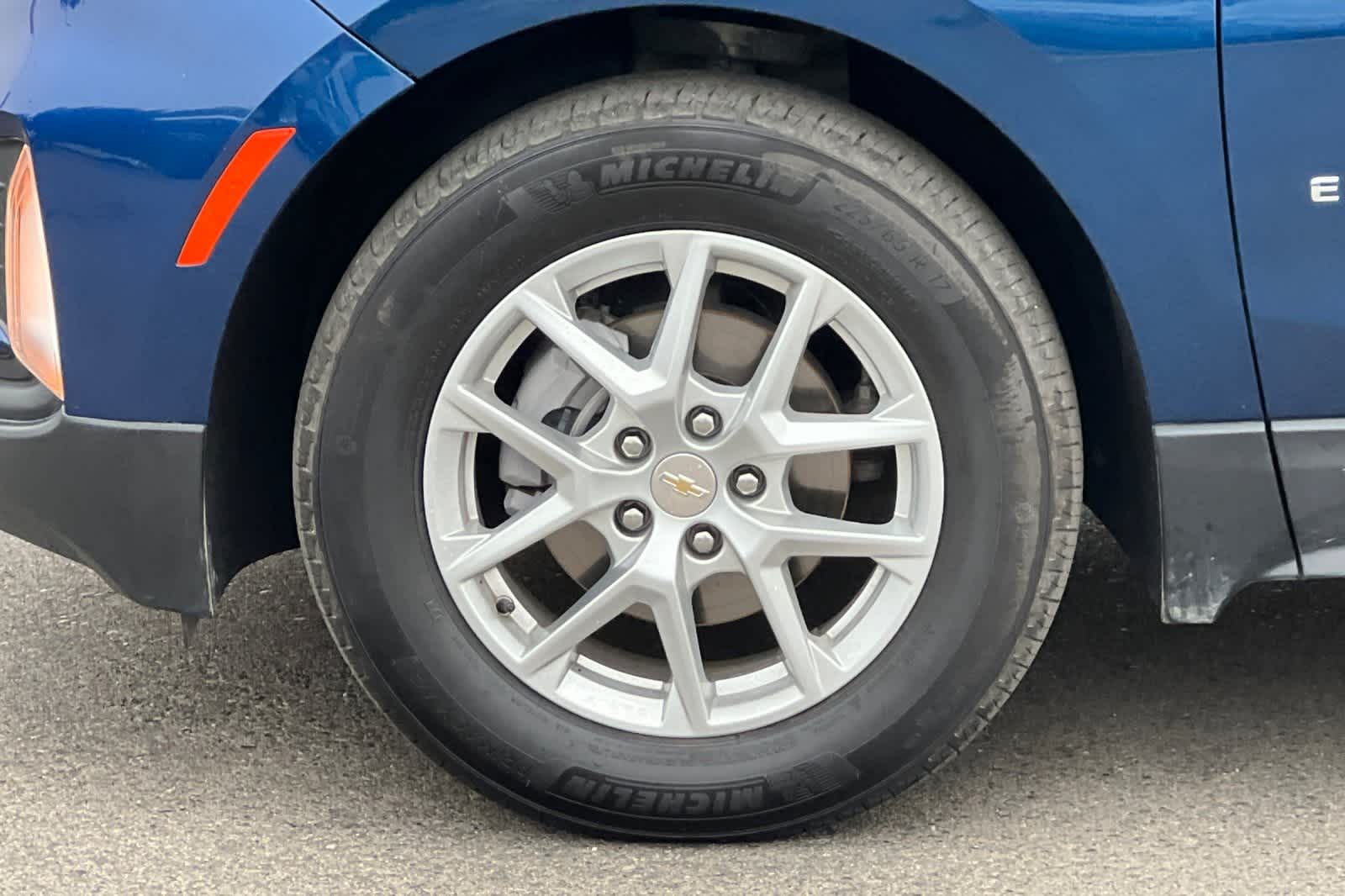 Thumbnail: 2023 Chevrolet Equinox - 29