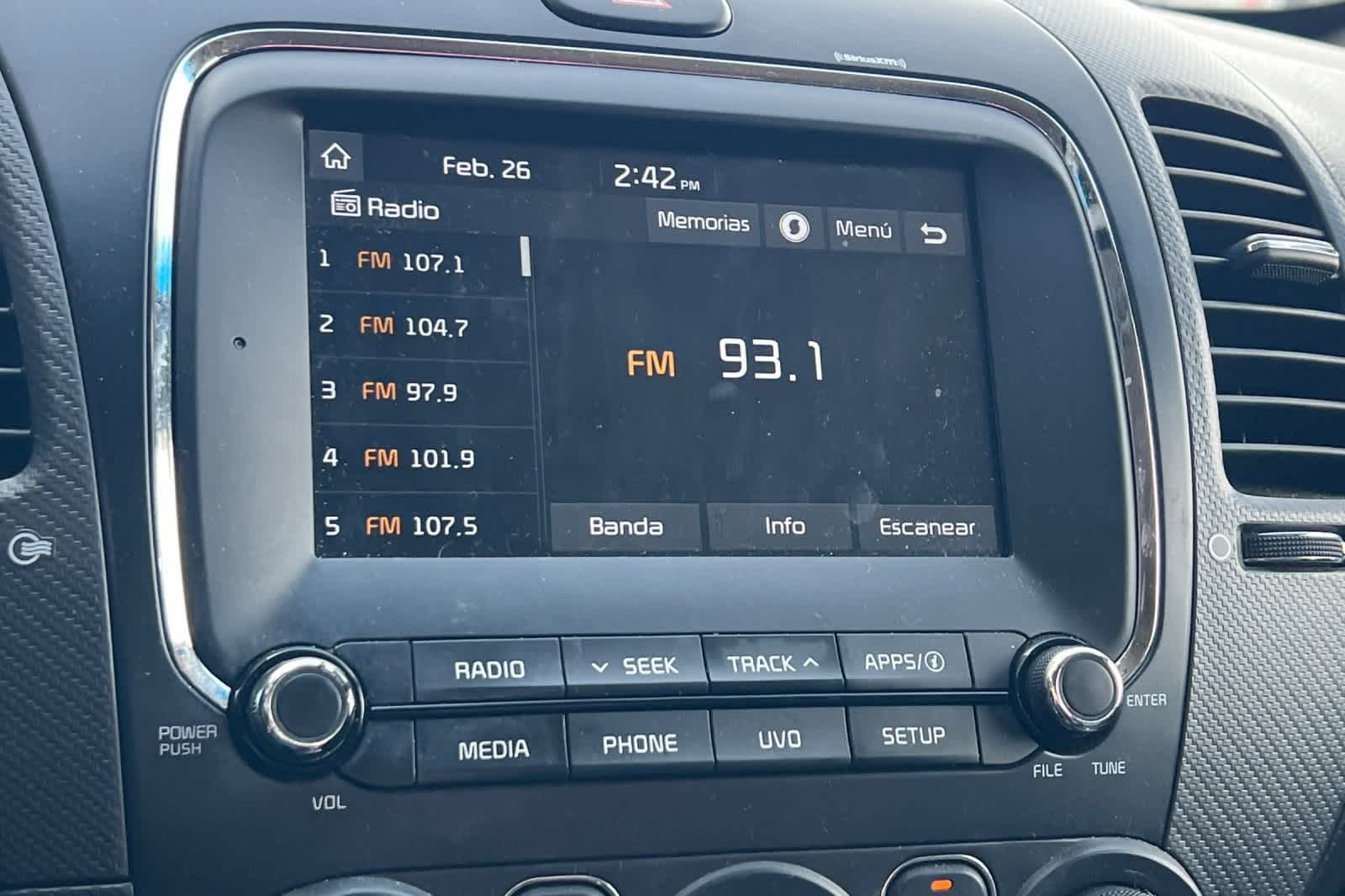 Thumbnail: 2018 Kia Forte - 18