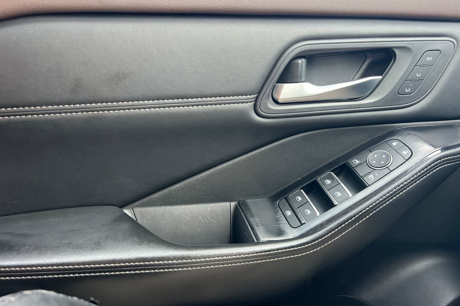 Thumbnail: 2023 Nissan Rogue - 15