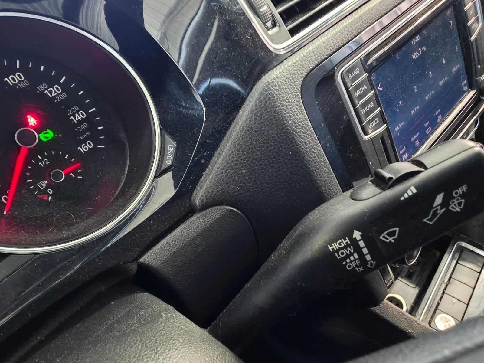 Thumbnail: 2016 Volkswagen Jetta - 28