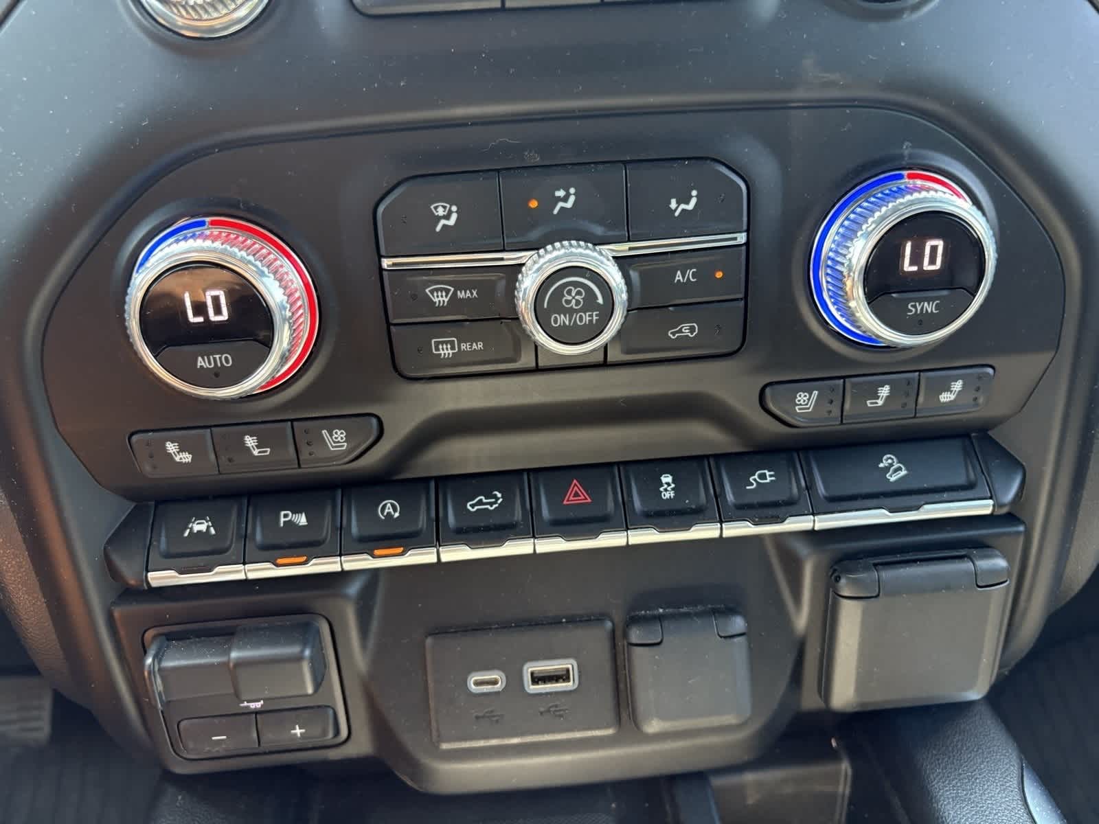 Thumbnail: 2021 GMC Sierra 1500 - 18