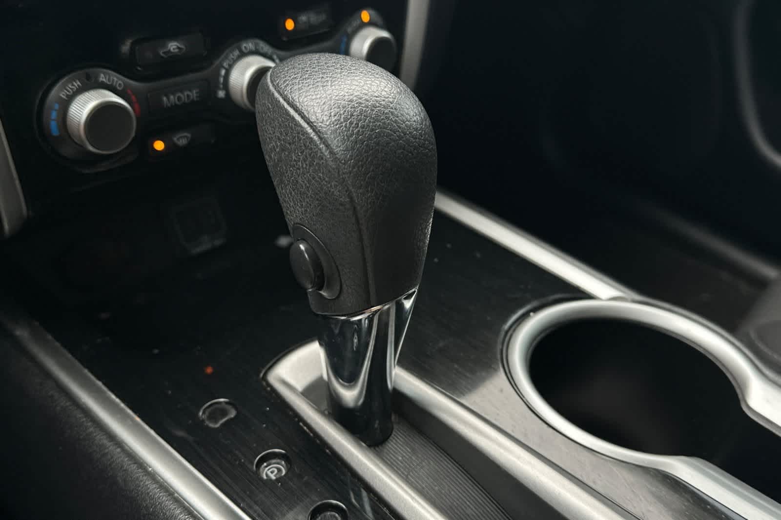 Thumbnail: 2020 Nissan Pathfinder - 26