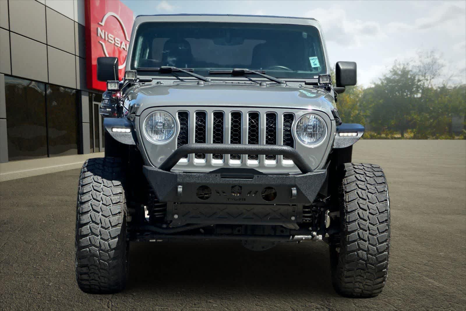 Thumbnail: 2022 Jeep Gladiator - 11