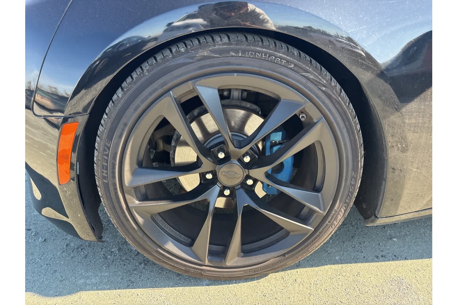 Thumbnail: 2018 Chevrolet Camaro - 24