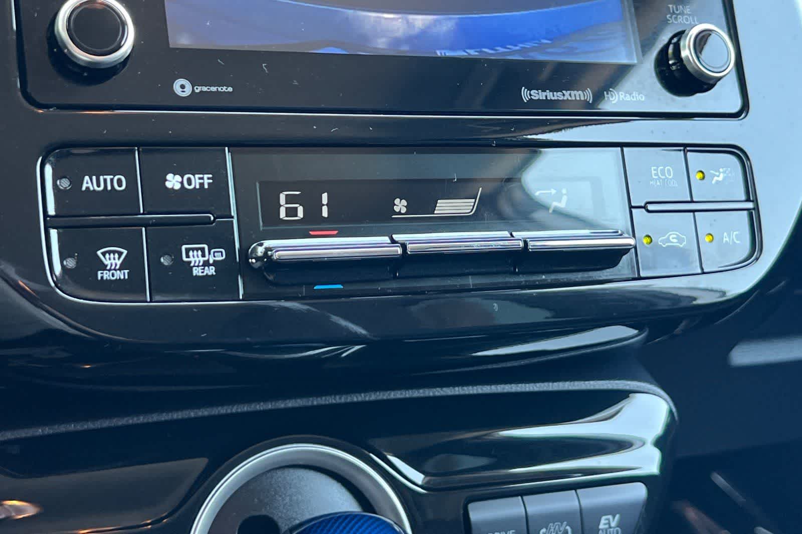 Thumbnail: 2022 Toyota Prius Prime - 23