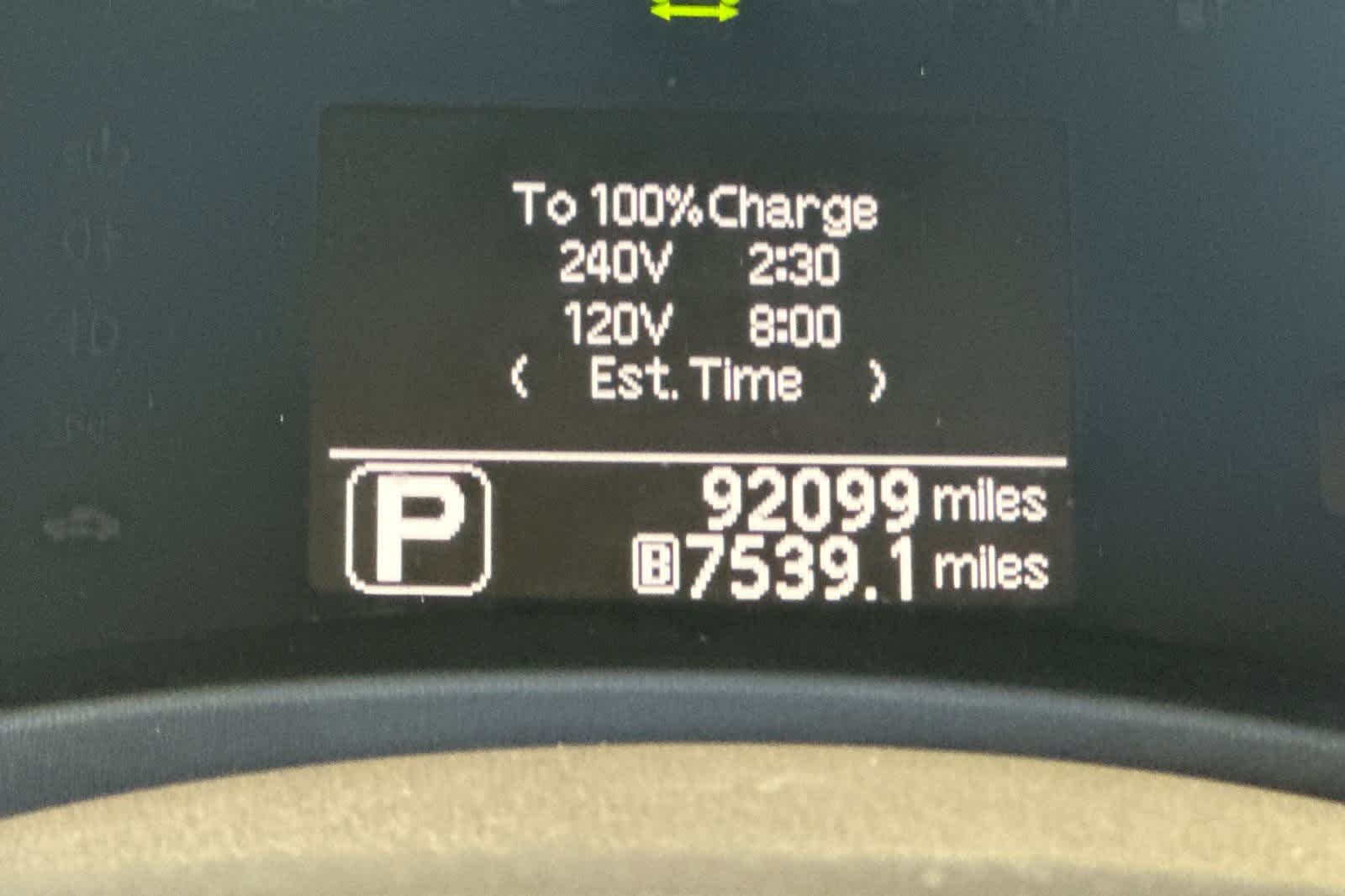 Thumbnail: 2011 Nissan Leaf - 28