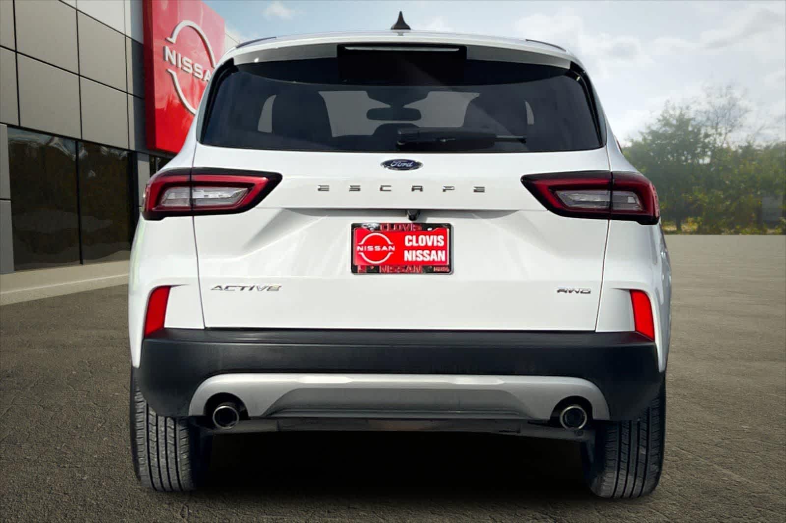 Thumbnail: 2024 Ford Escape - 8