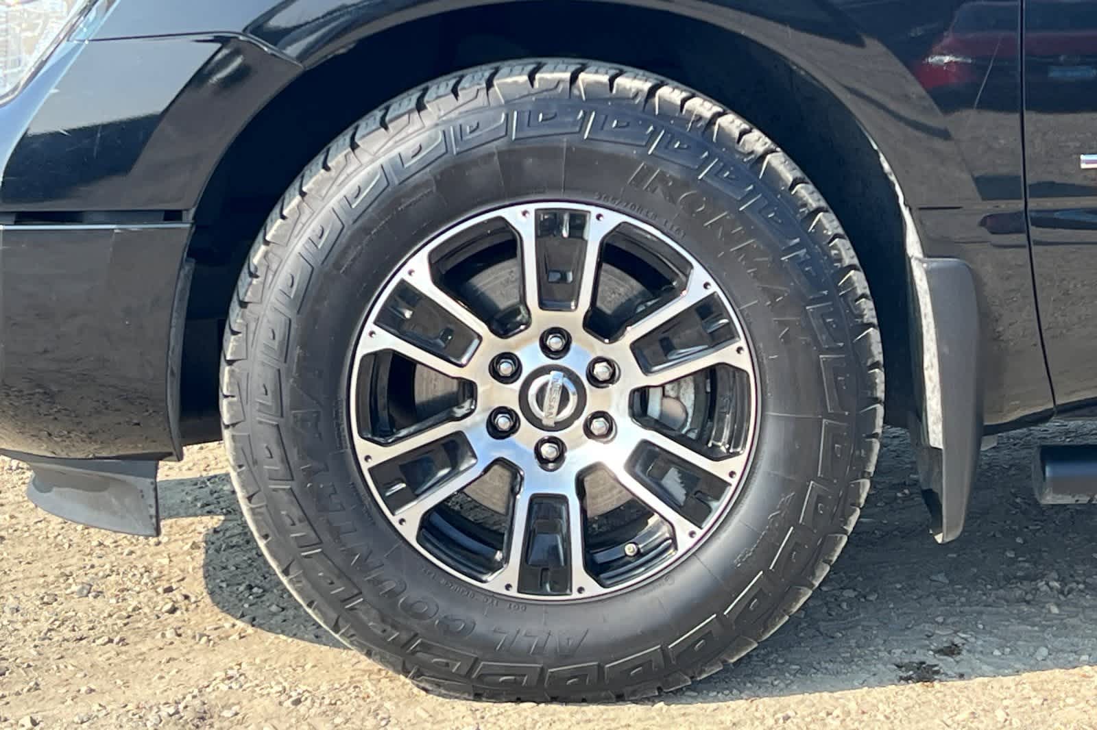 Thumbnail: 2022 Nissan Titan - 34