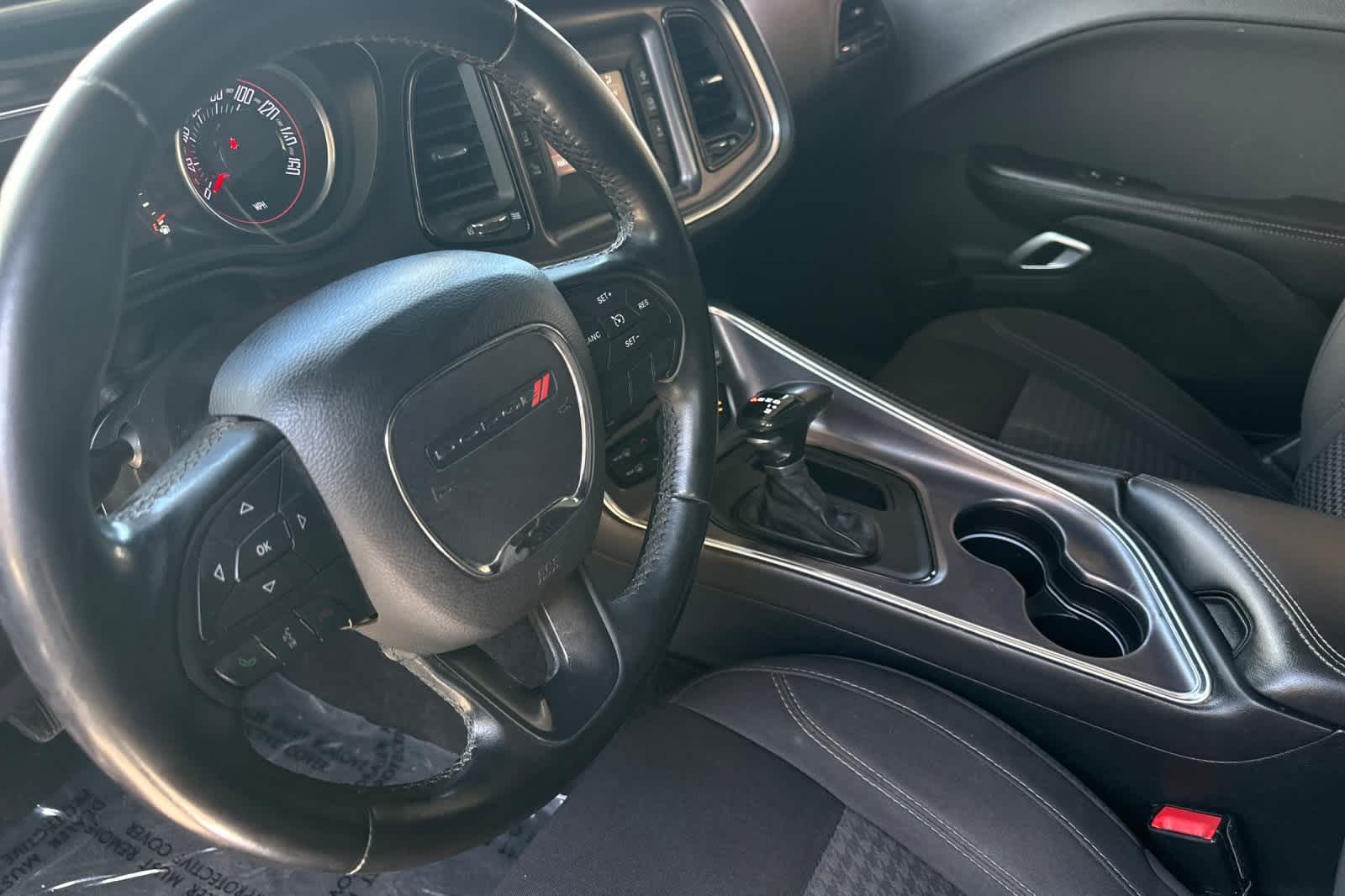 Thumbnail: 2016 Dodge Challenger - 14