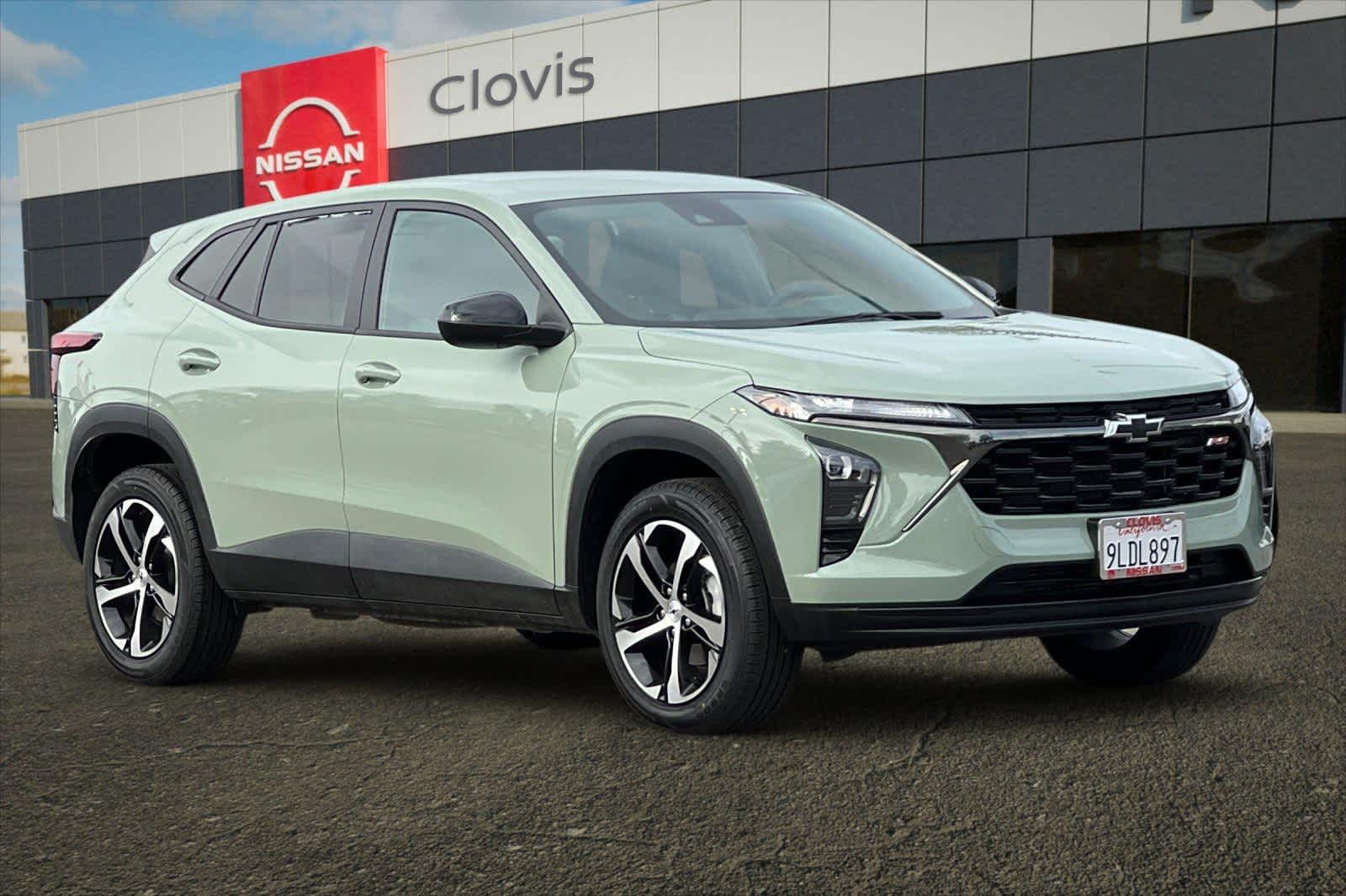 Thumbnail: 2024 Chevrolet Trax - 10