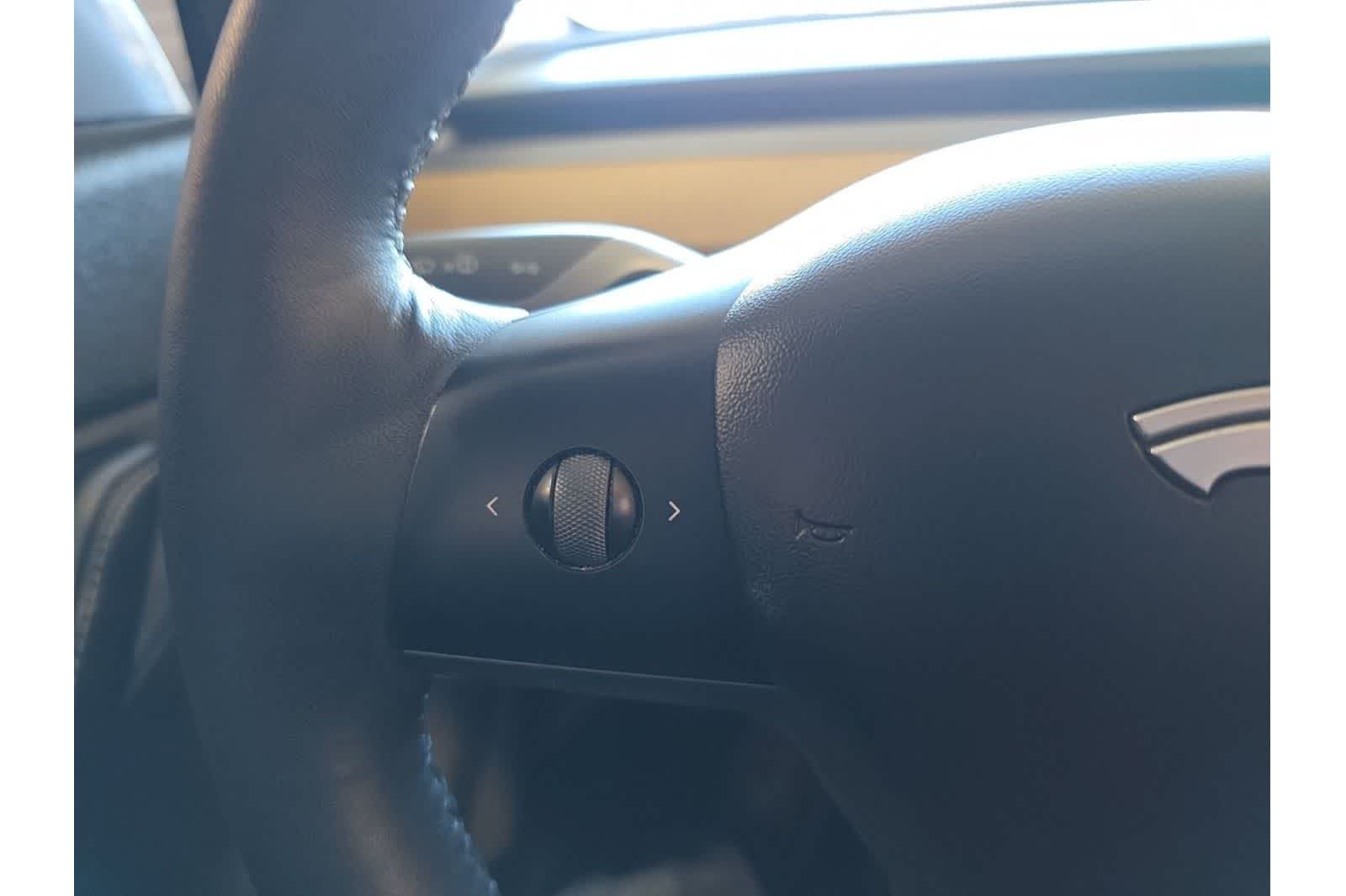 Thumbnail: 2021 Tesla Model Y - 27