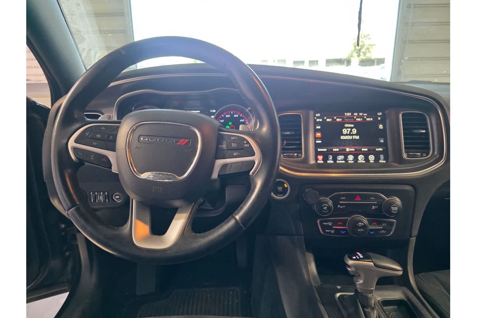 Thumbnail: 2016 Dodge Charger - 14