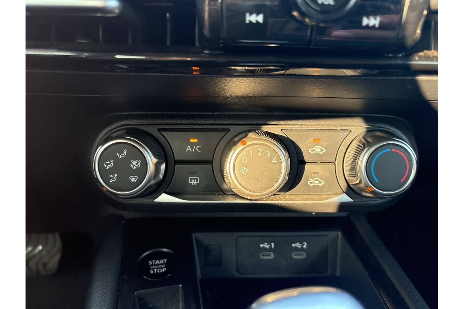 Thumbnail: 2025 Nissan Kicks - 7