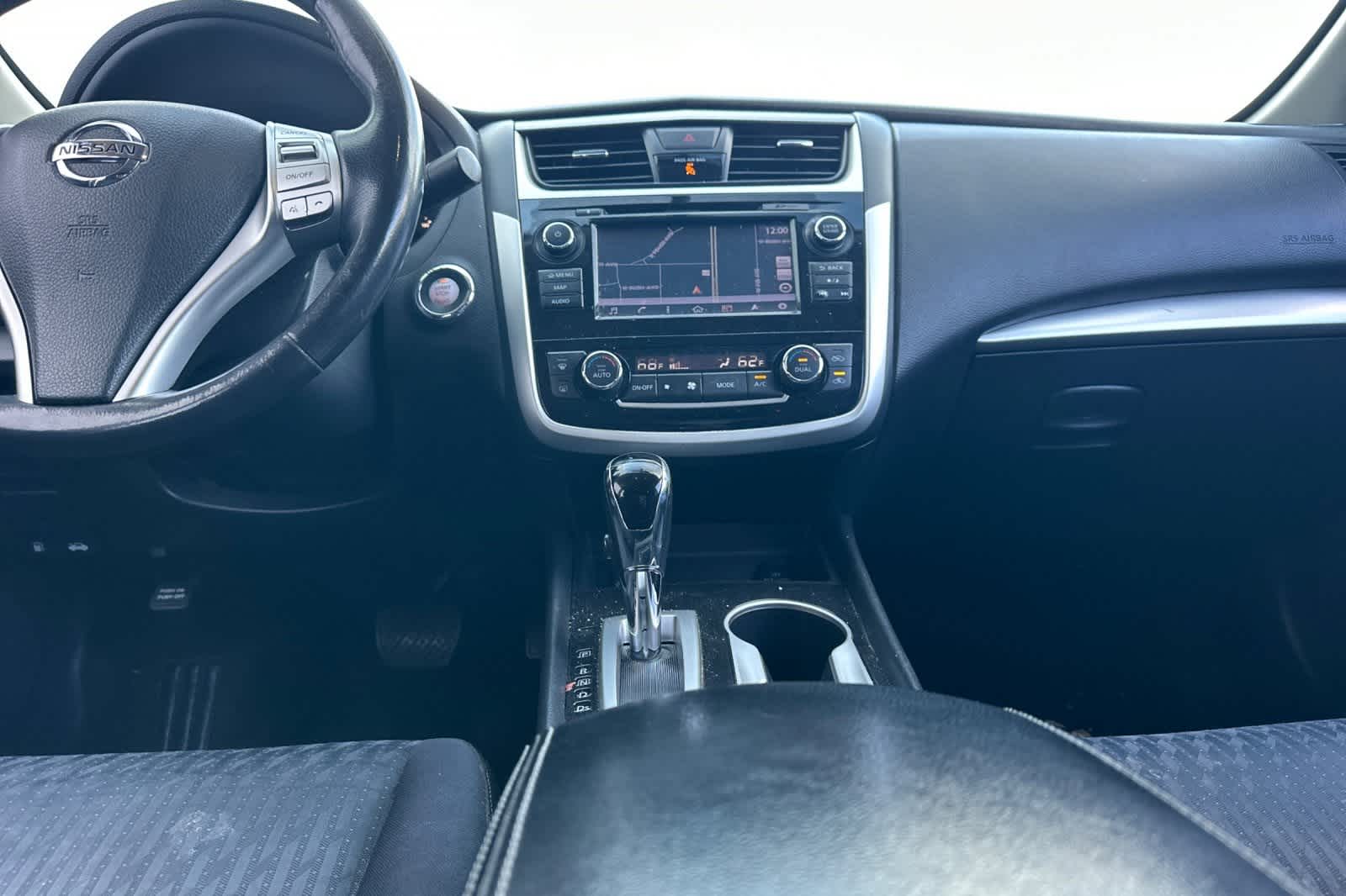 Thumbnail: 2018 Nissan Altima - 4