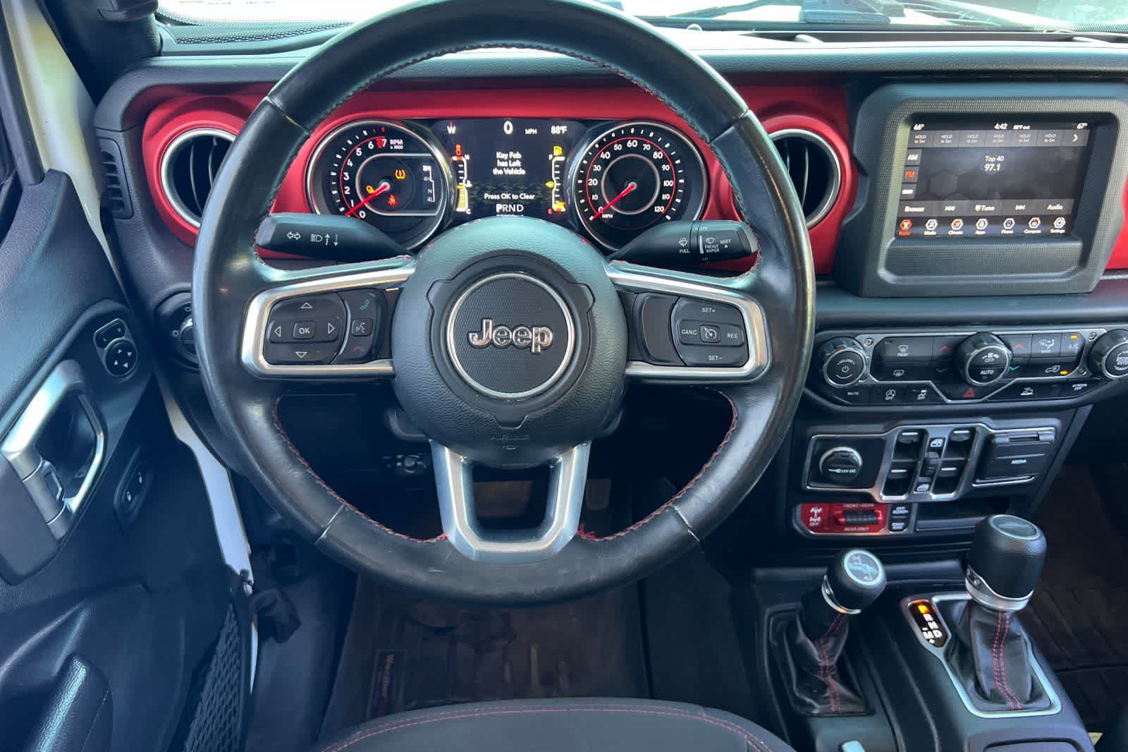 Thumbnail: 2020 Jeep Gladiator - 16