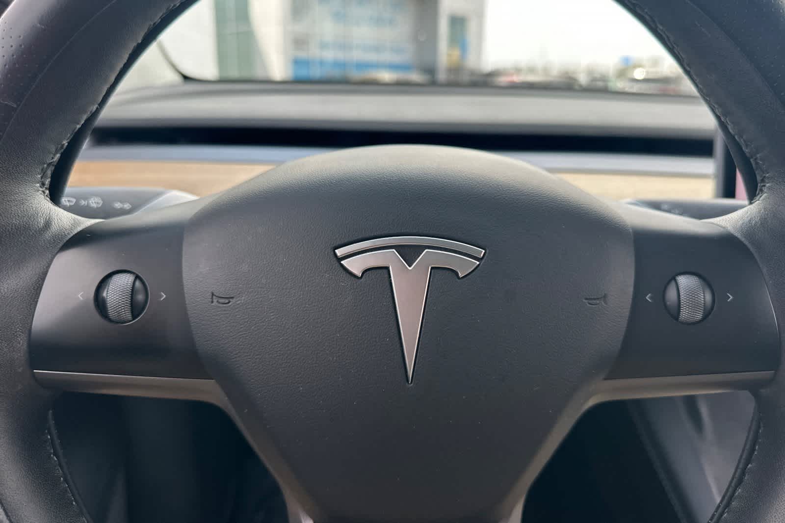 Thumbnail: 2022 Tesla Model Y - 26