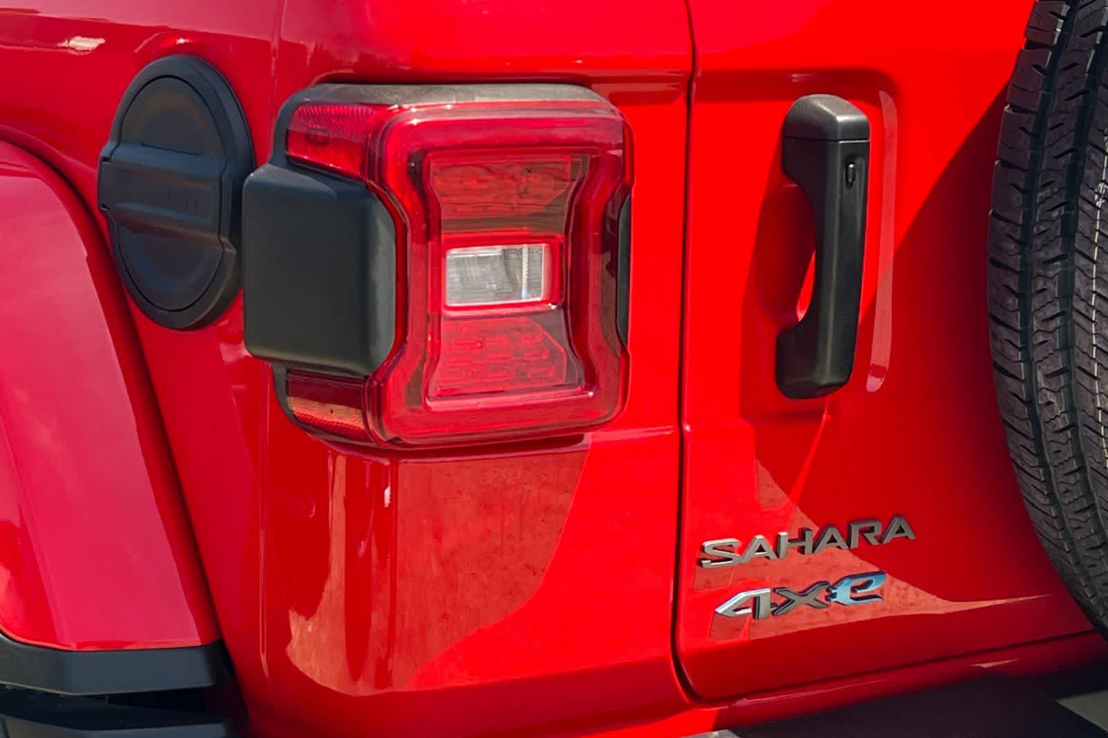 Thumbnail: 2025 Jeep Wrangler - 16