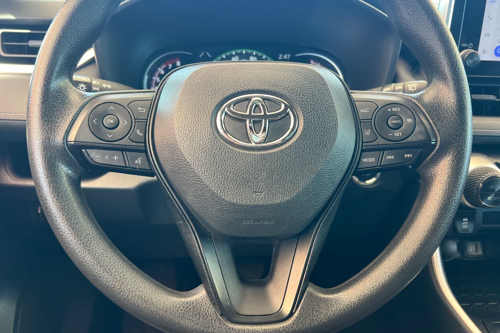 Thumbnail: 2023 Toyota RAV4 - 26