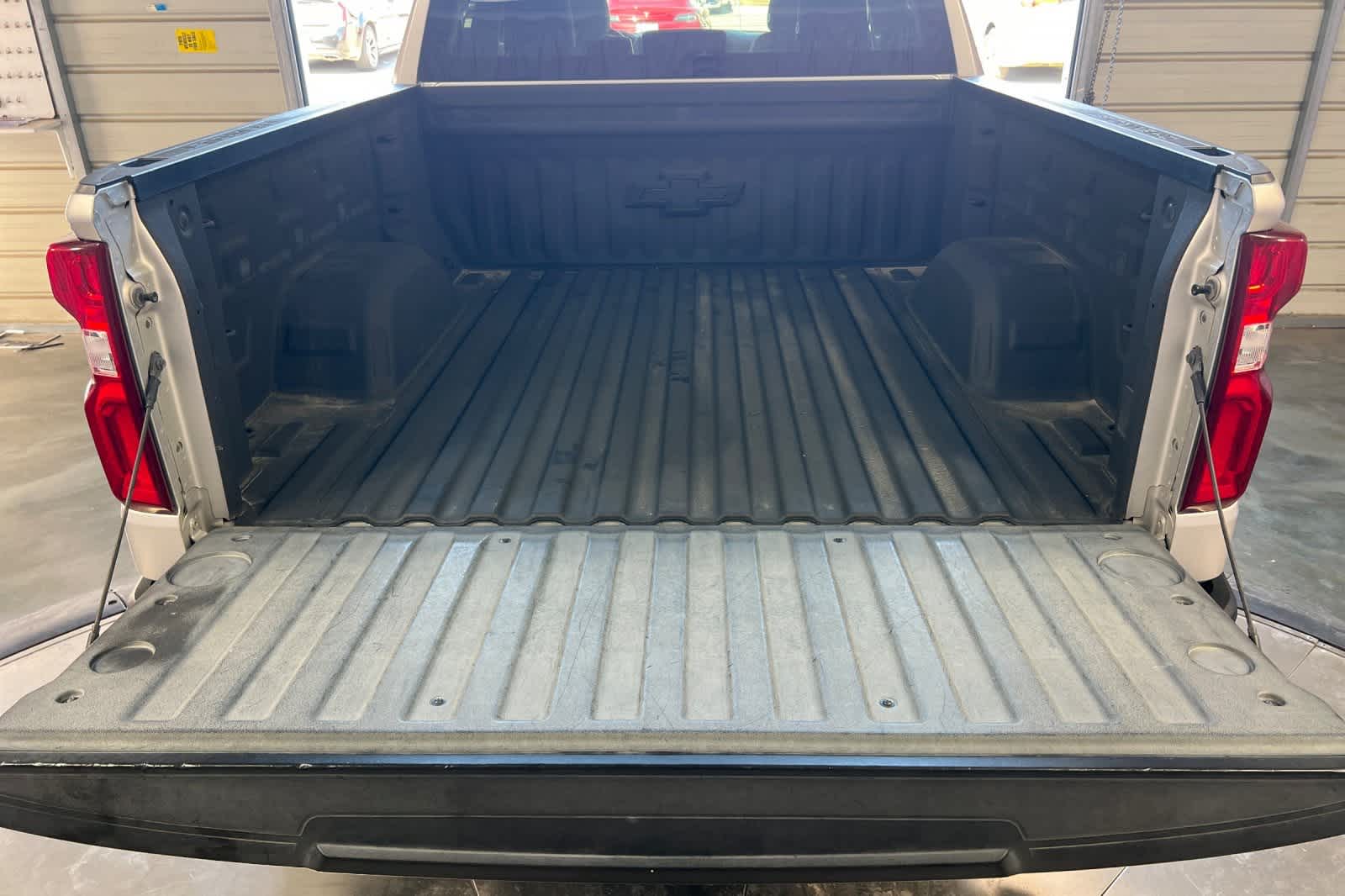 Thumbnail: 2019 Chevrolet Silverado 1500 - 28