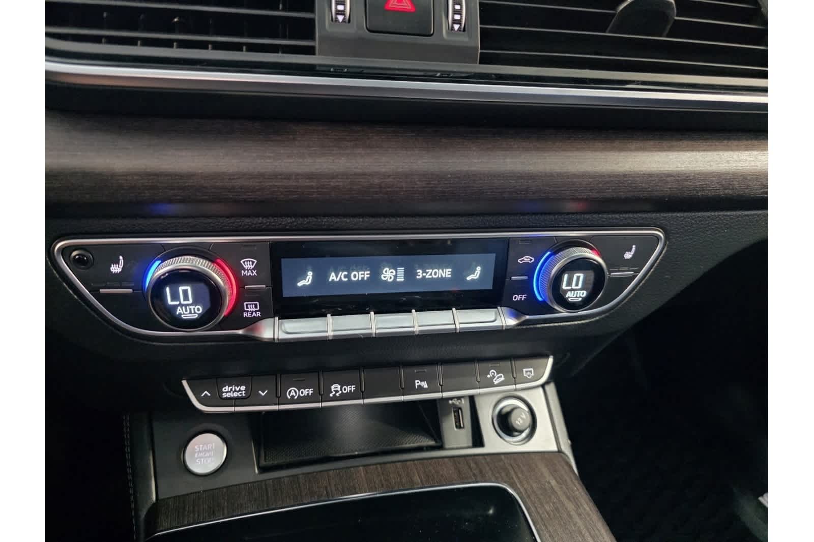 Thumbnail: 2021 Audi Q5 - 24