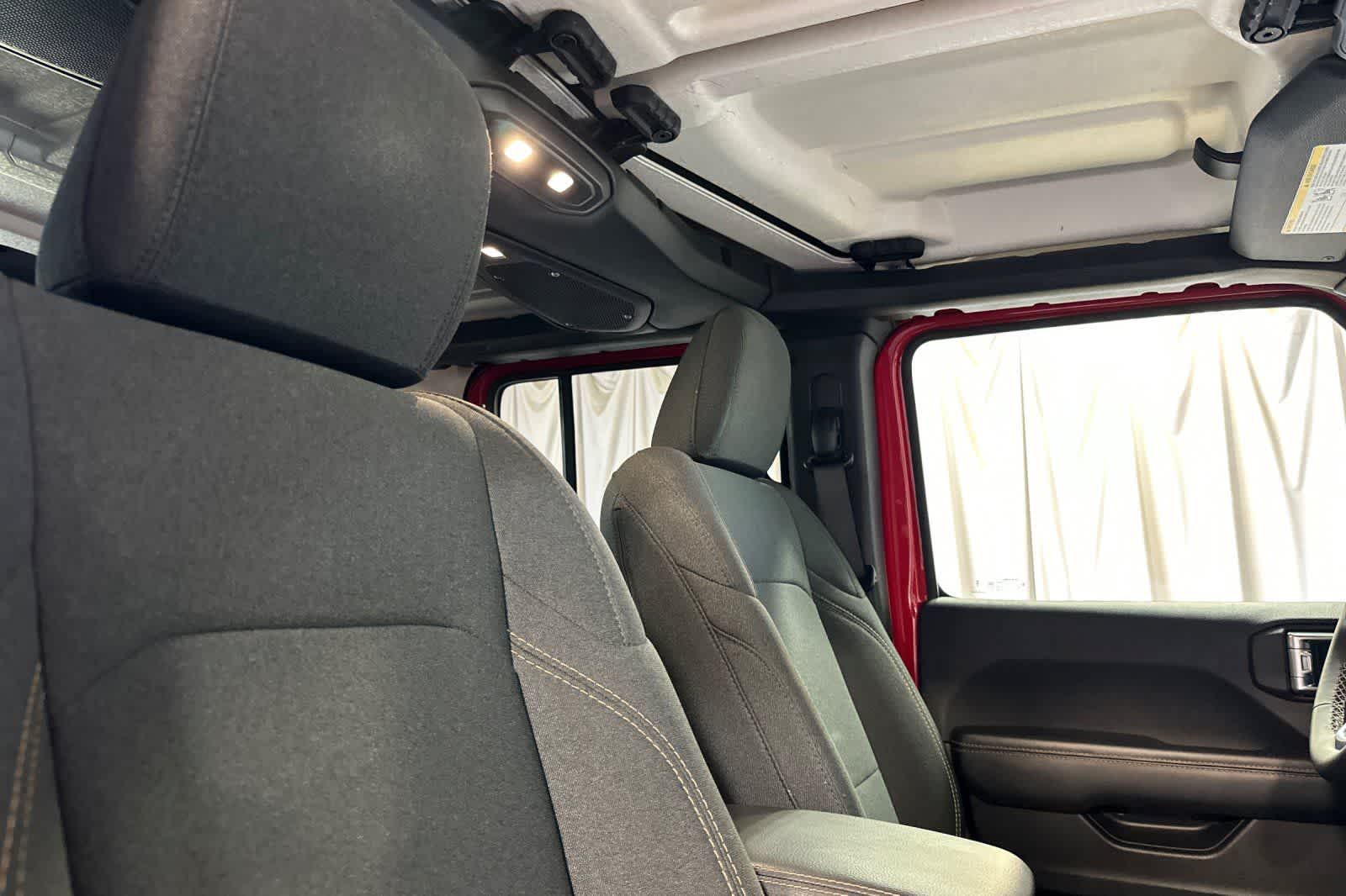 Thumbnail: 2025 Jeep Wrangler - 19