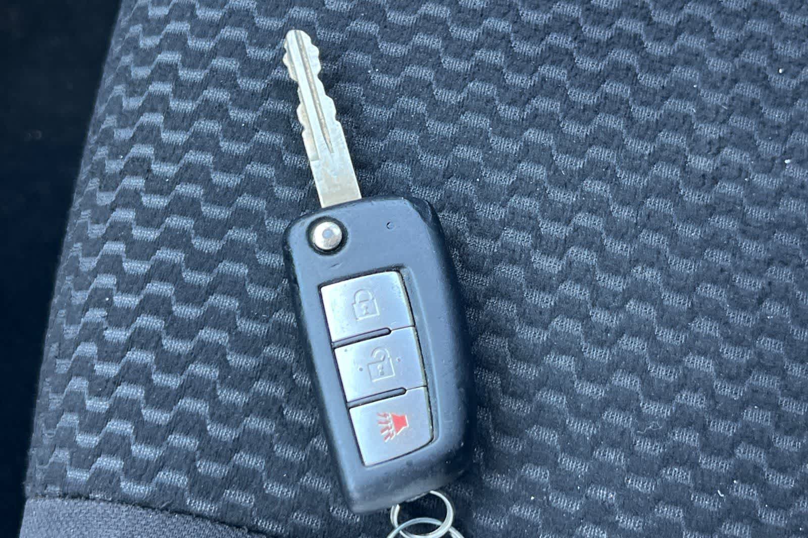 Thumbnail: 2018 Nissan Rogue Sport - 26