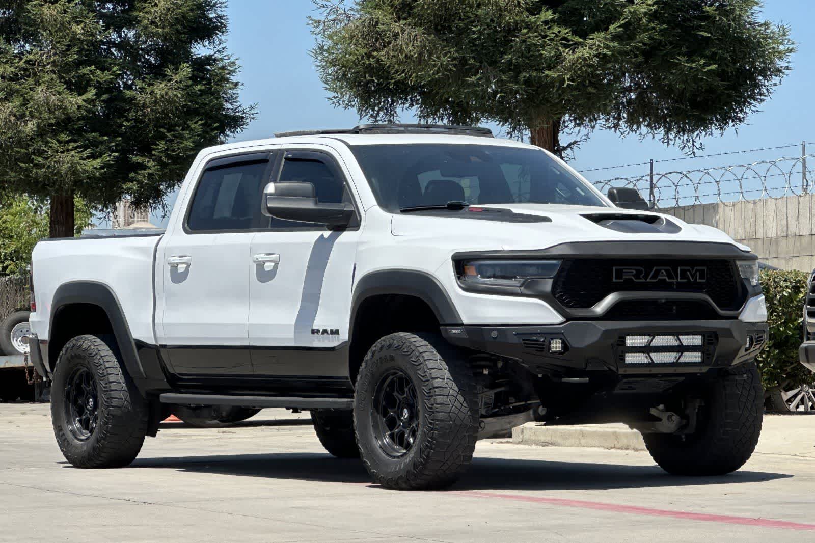 Thumbnail: 2022 RAM 1500 - 10
